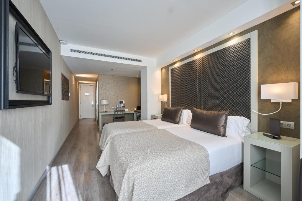 Catalonia Square 4* Sup - 1