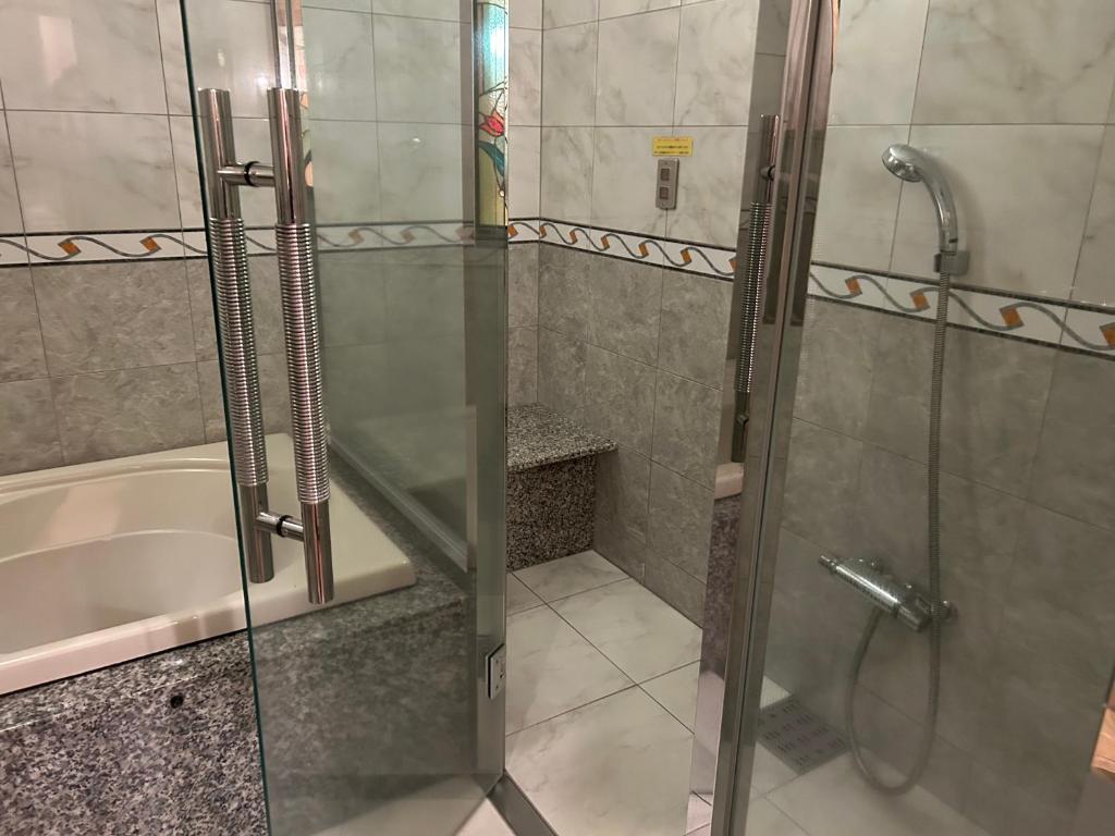 Koupelna v ubytování Hotel Grand Garden (Adult Only)
