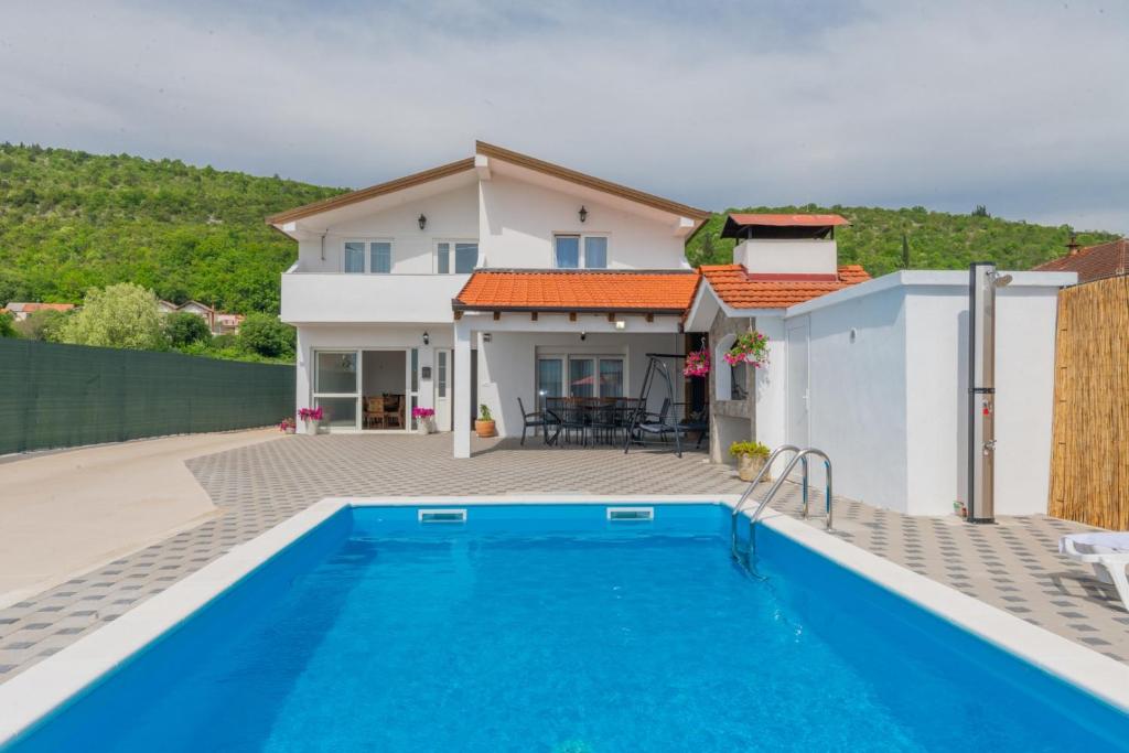 Villa Ivona near Imotski, private pool - Housity