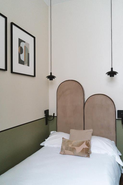 Hôtel des Beaux Arts - Resim 16