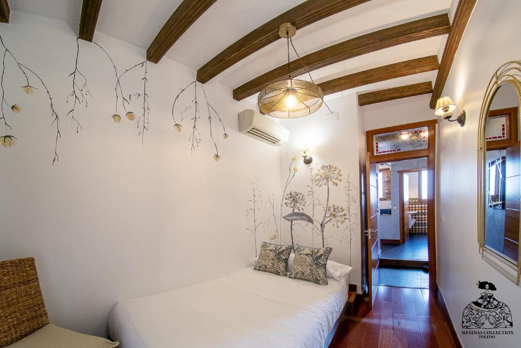 Casa de la Mezquita y Casa de Carretas MeninasCollection - 11