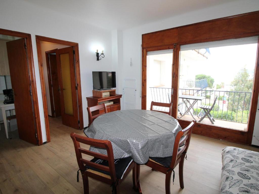 A balcony or terrace at BRAMANT 5 - Primera planta con terraza, vistas al mar y parking. - ES-228-77