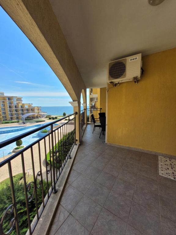 Balkón nebo terasa v ubytování ALMA DEL MAR - Miadia Grand Resort, Aheloy