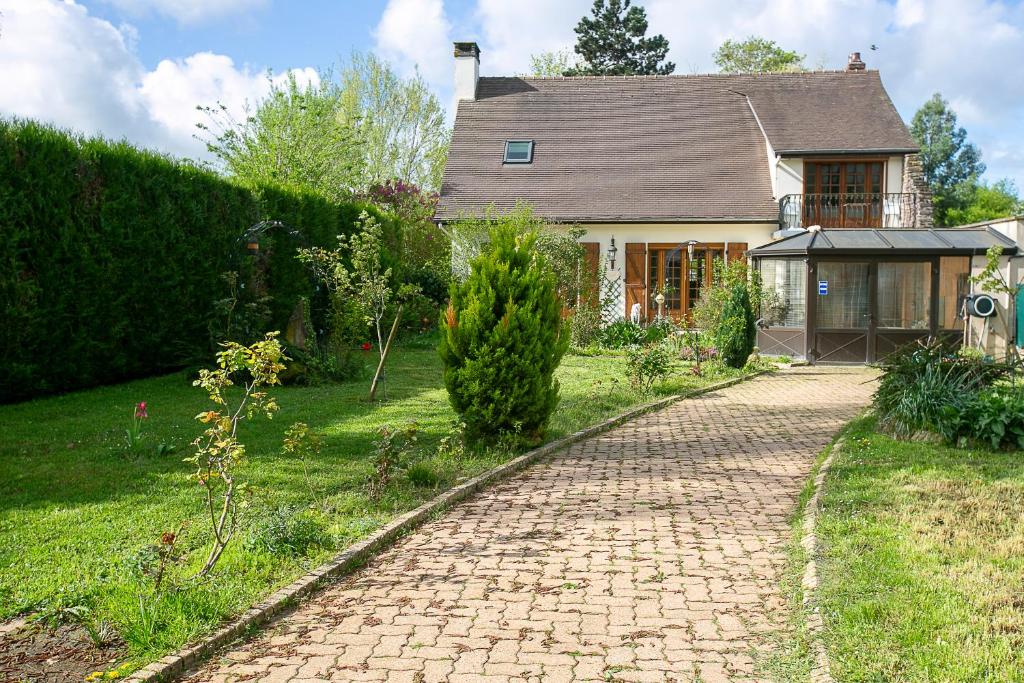 Chambre Cosy Bords de Seine Vernon-Giverny - Double Room With Garden View