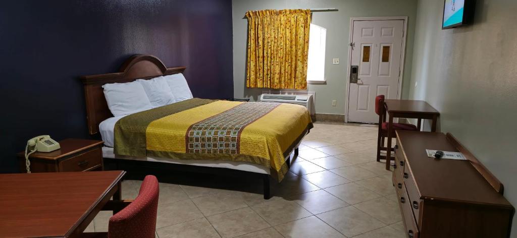 Texas Inn and Suites RGV photo