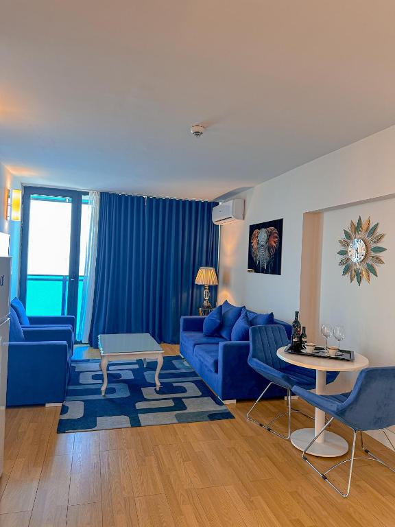 Posezení v ubytování Luxury Batumi Hotel