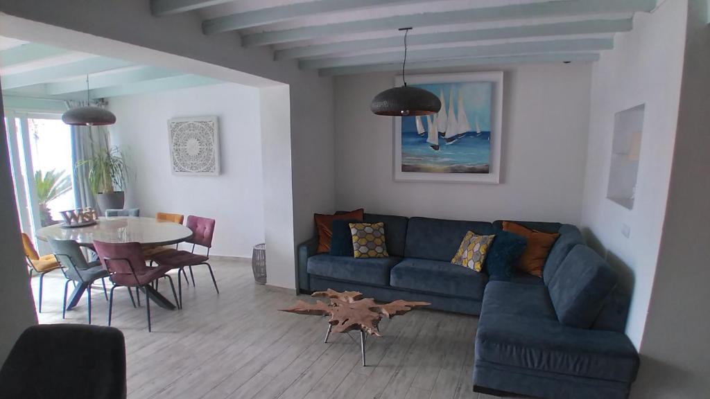 Posezení v ubytování Casa Roberto Altea