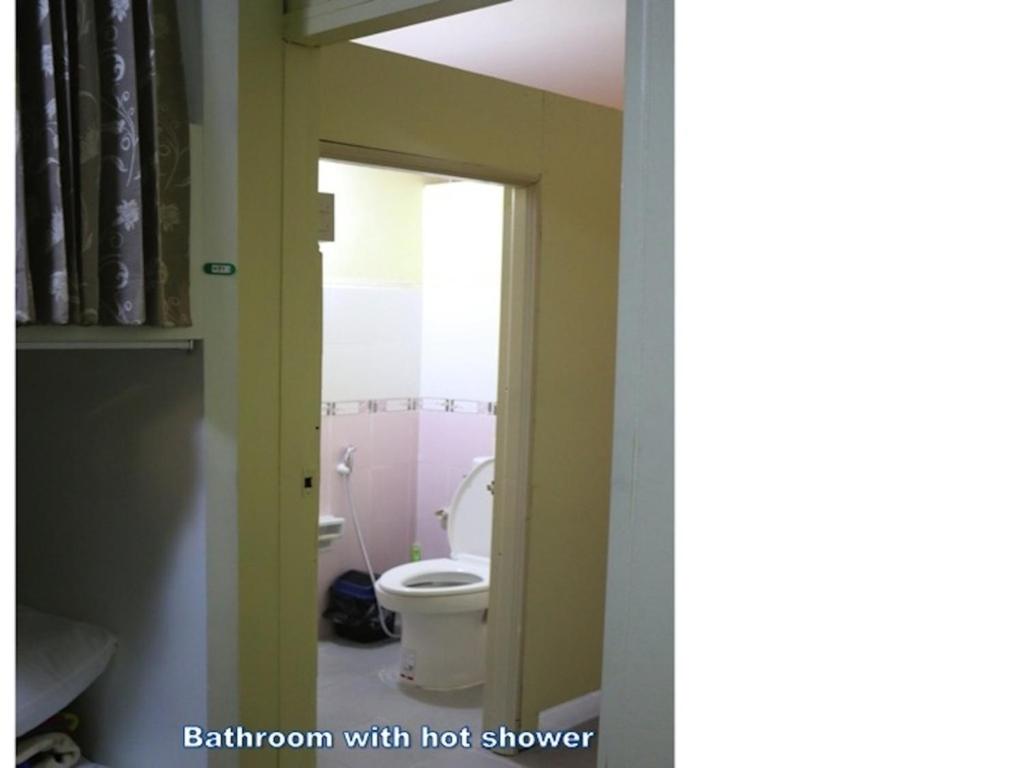 Koupelna v ubytování Smile Capsule Hostel