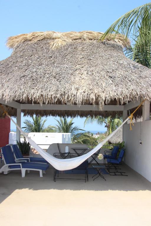 Casa Angeles - Three-Bedroom House