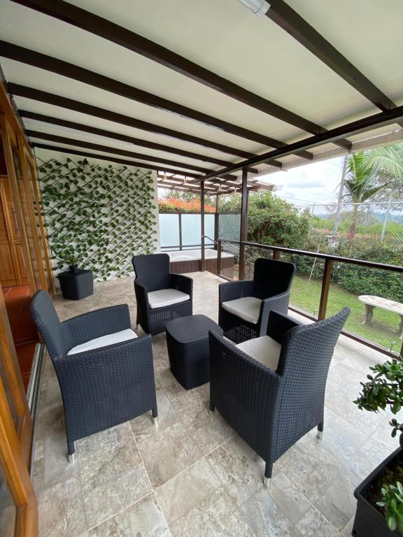 Posezení v ubytování Finca Hotel 12 Palmas- Aeropuerto JMC