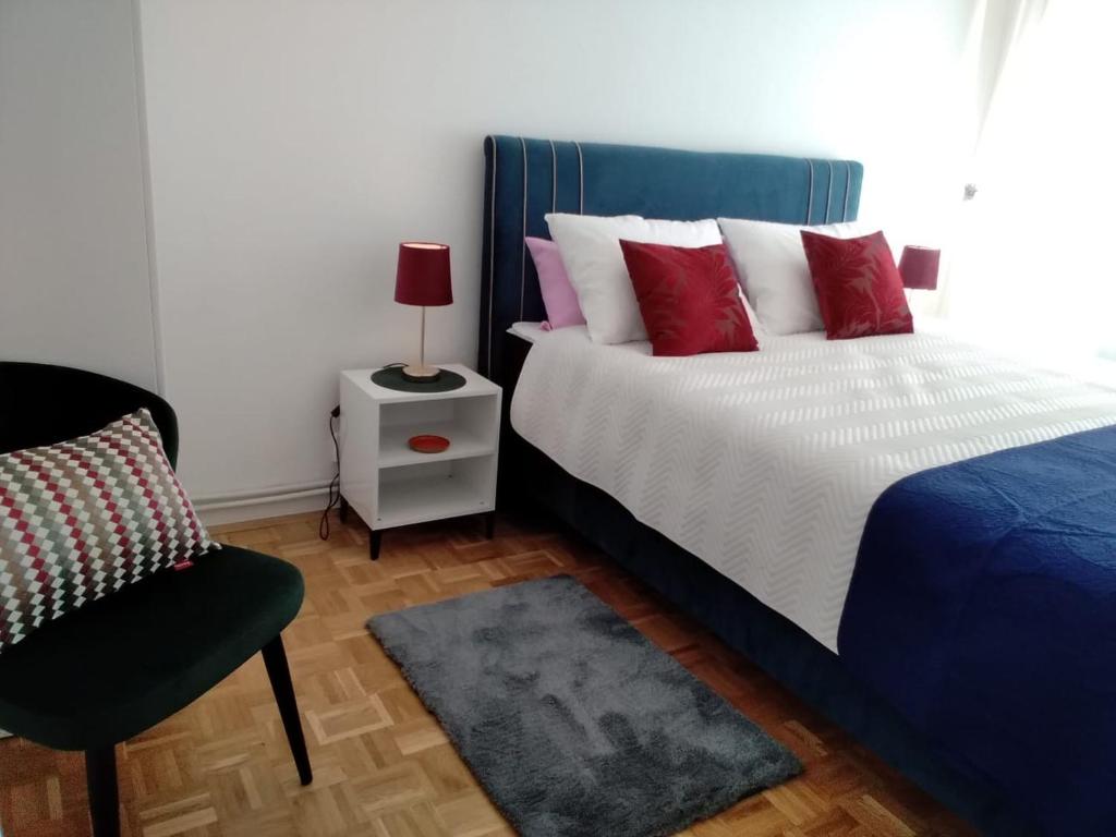 Ένα ή περισσότερα κρεβάτια σε δωμάτιο στο Apartman Irène