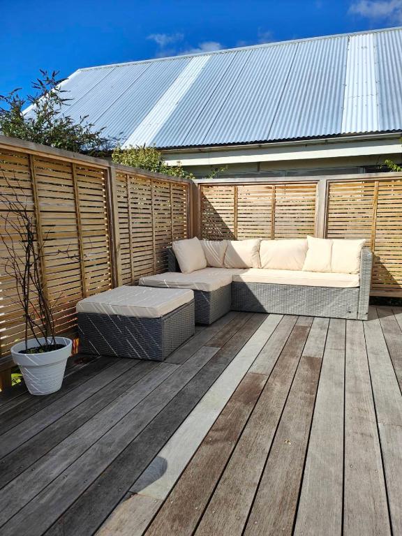 Beautiful home near everything! - Resim 21