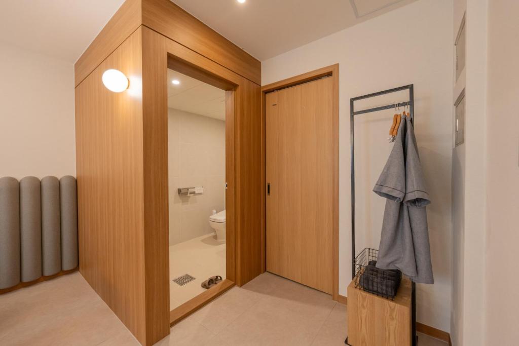 Koupelna v ubytování H-avenue Hotel Munhyeon