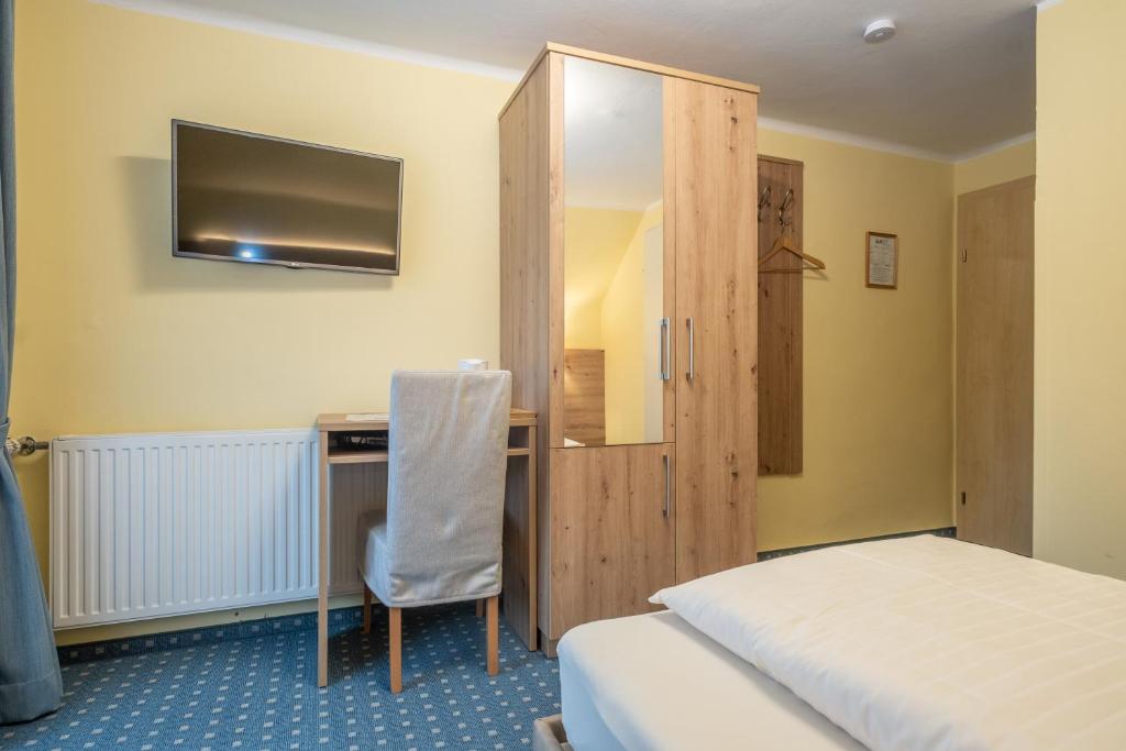 Hotel-Pension Falkensteiner - 4