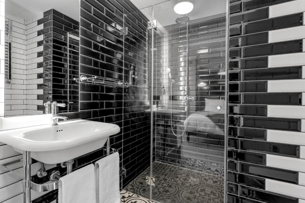 ODDSSON Downtown Hotel - Resim 18