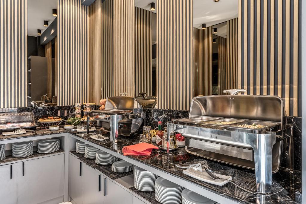 CC Palace Hotel - Resim 12