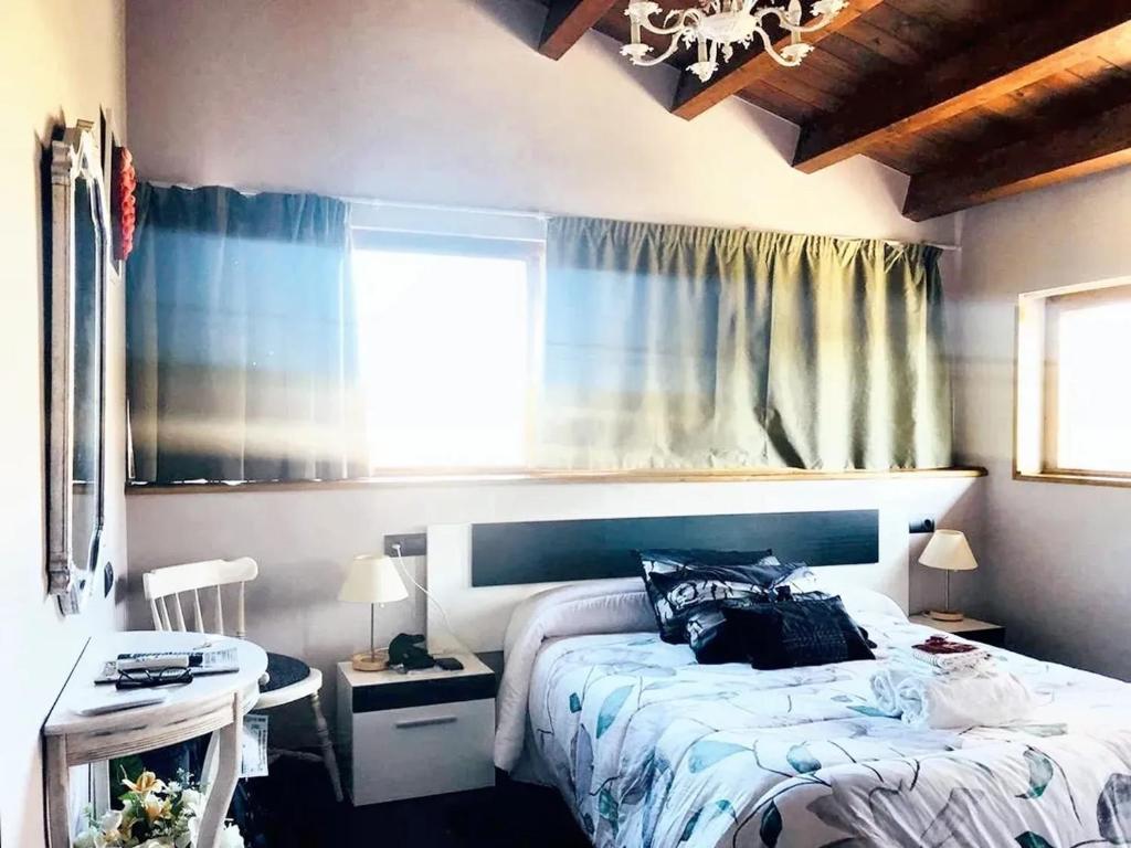 Posteľ alebo postele v izbe v ubytovaní Spacious and Modern House in Cardeñuela Riopico