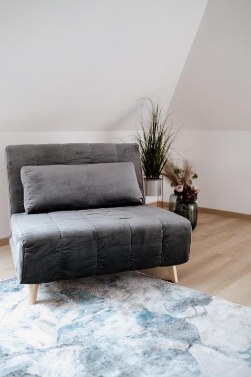 A seating area at Zafír Home