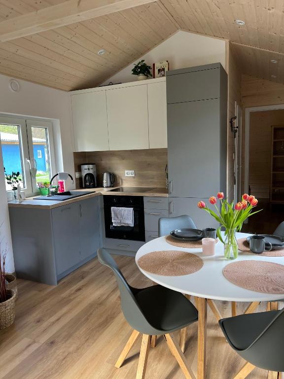 Kuchyň nebo kuchyňský kout v ubytování Tinyhouse Frida