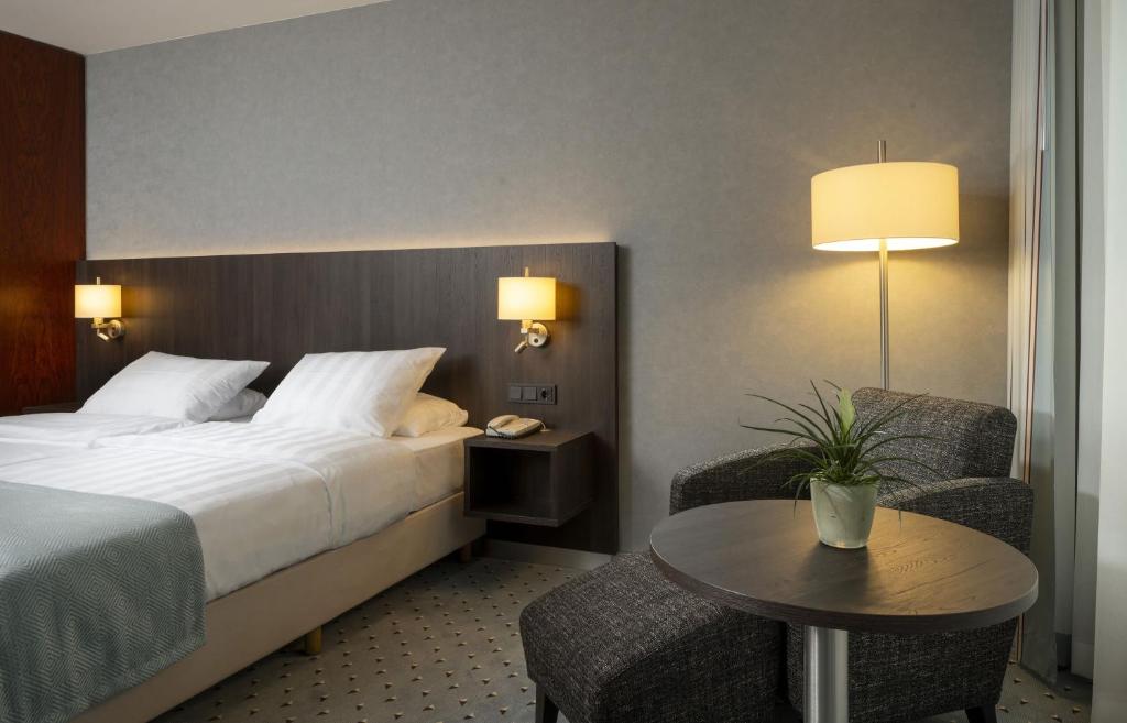 Maritim Hotel Bremen - Resim 5