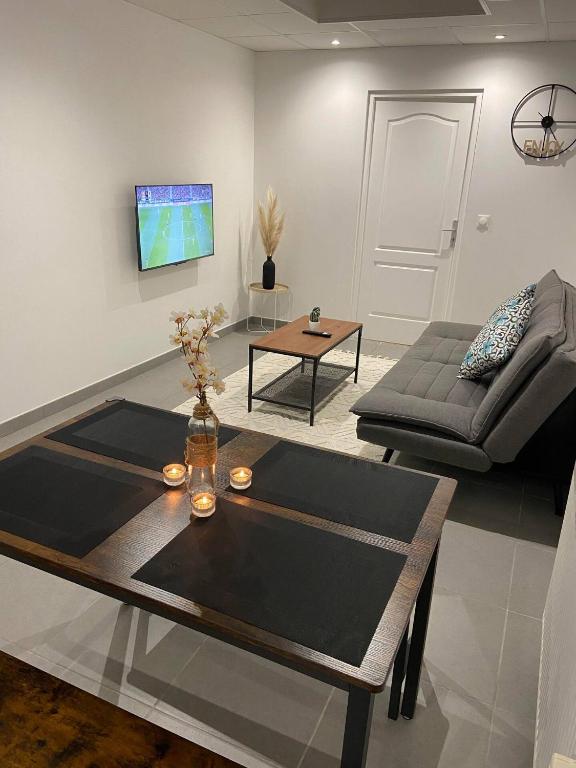 Χώρος καθιστικού στο Appartement 2 pièces SAVIGNY