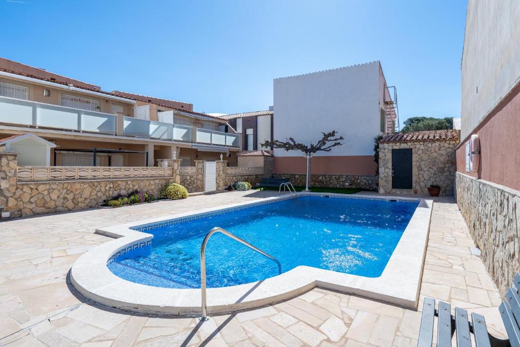 Bazén v ubytovaní Apartamento Agua de Sal alebo v jeho blízkosti