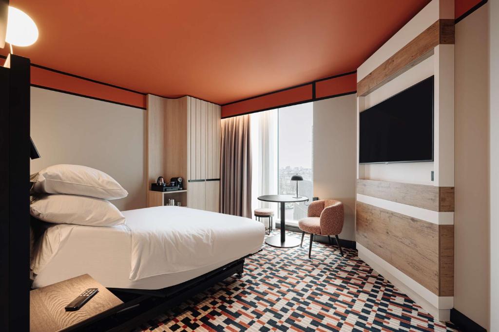 DoubleTree by Hilton Amsterdam Centraal Station - Resim 40