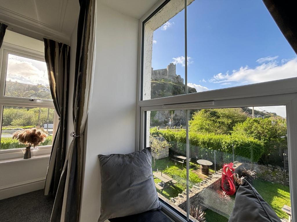 Сад в The Queens Hotel Harlech
