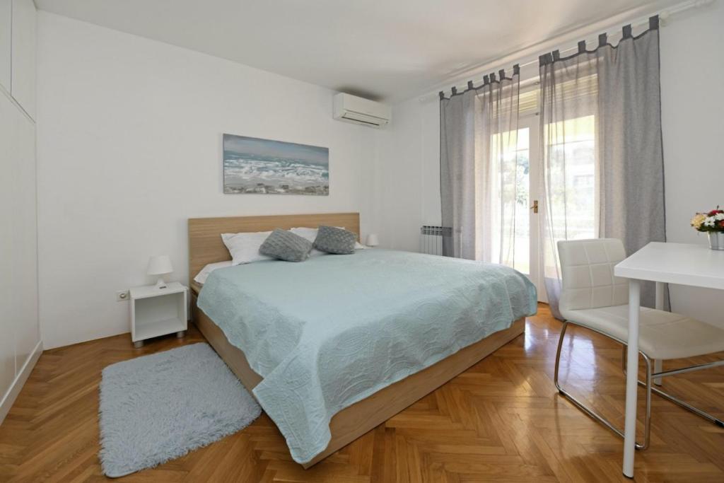 Postel nebo postele na pokoji v ubytování Krebel in Poreč - Istrien