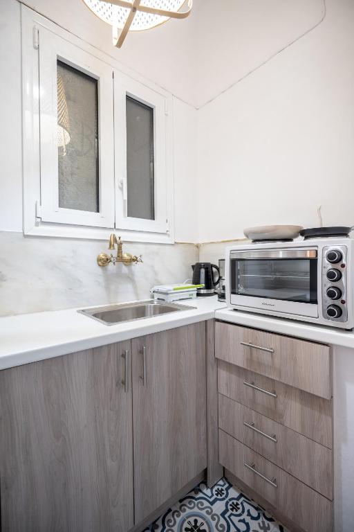 Panormou metro station 1 bedroom 2 persons flat - One-Bedroom Apartment