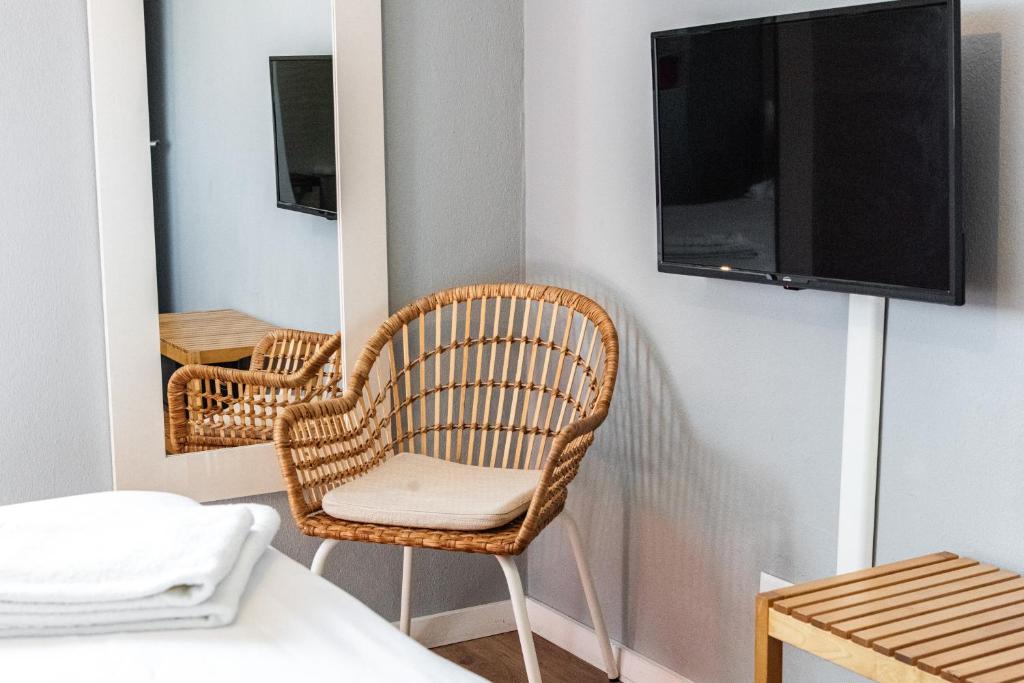 Lagos Uptown Bed & Breakfast - 8