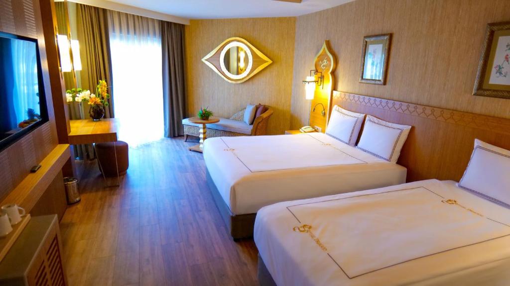 Royal Dragon Hotel - Standard Room With Sea View