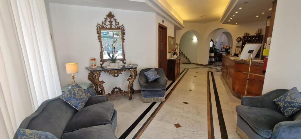 Posezení v ubytování Hotel Dora