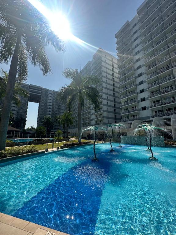 Bazén v ubytování Shell Residences Staycation nebo v jeho okolí