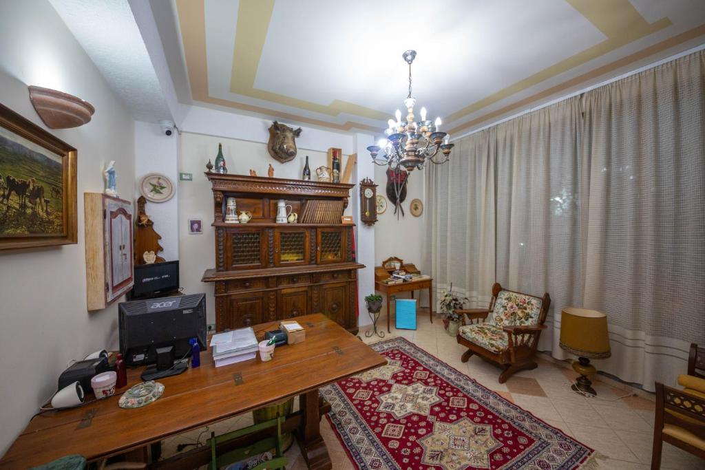 TV a/nebo společenská místnost v ubytování Hotel "SAN SAENA "