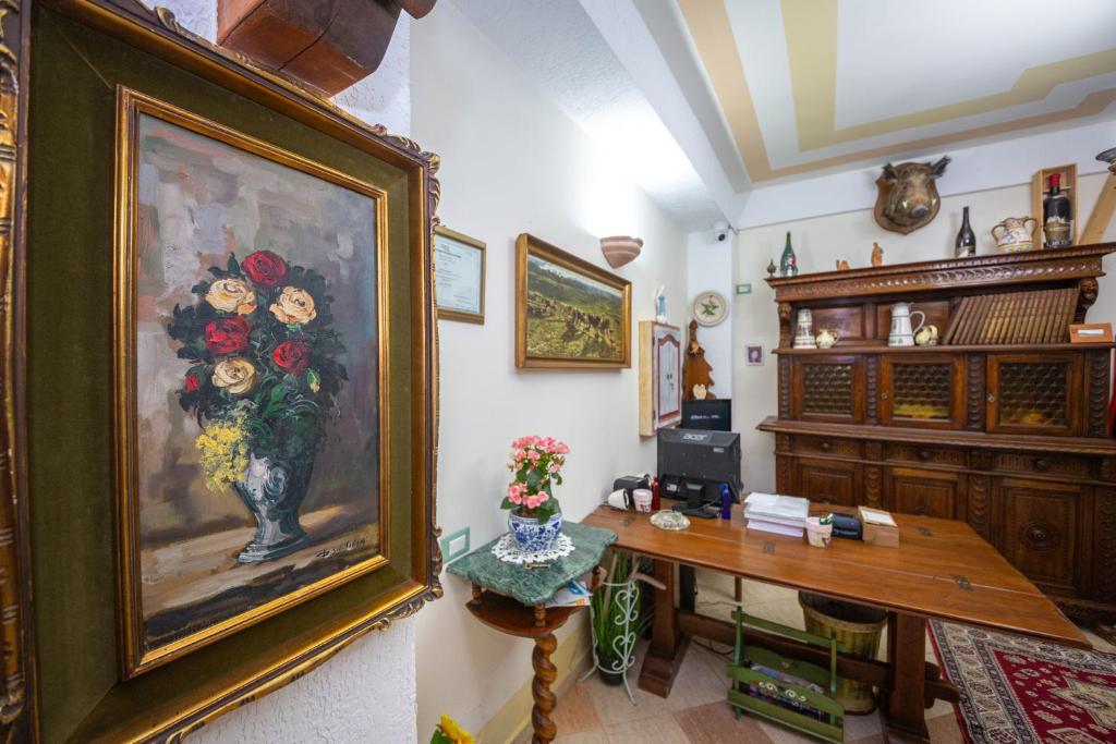 TV a/nebo společenská místnost v ubytování Hotel "SAN SAENA "