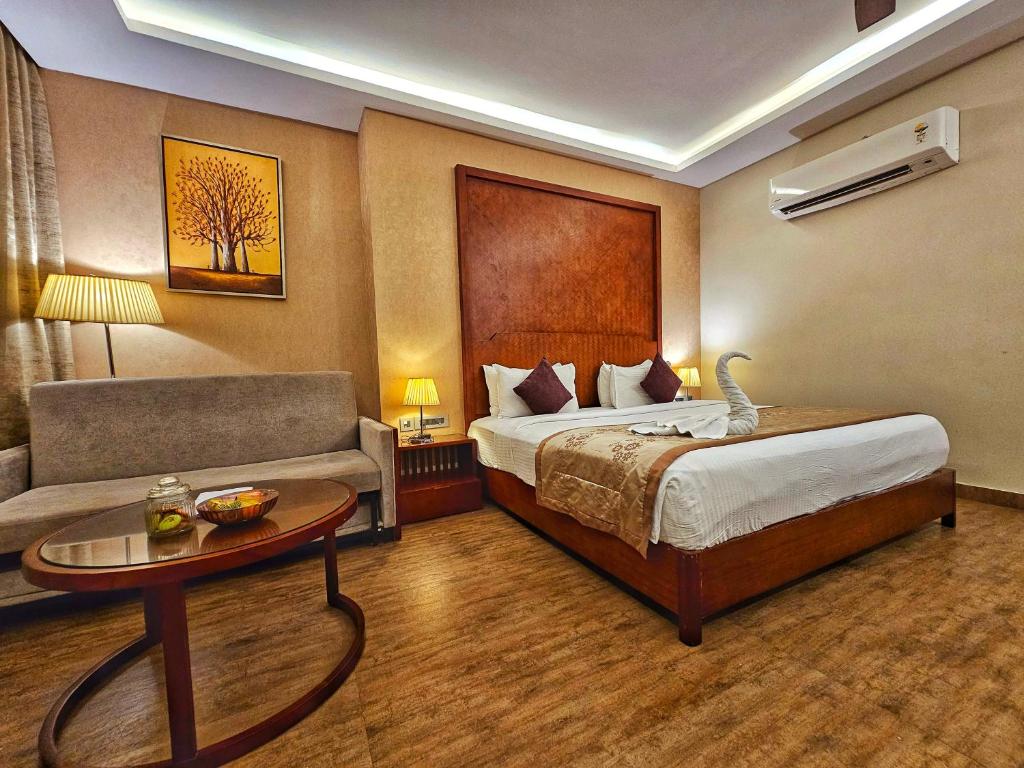 Postel nebo postele na pokoji v ubytování UVA Meridian Bay Resort & Spa