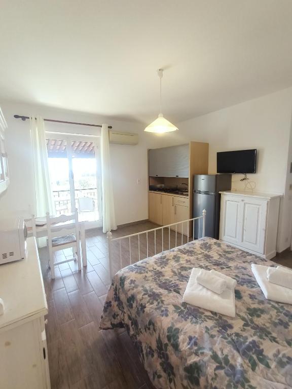 Residence La Meridiana - Estudio Con Terraza