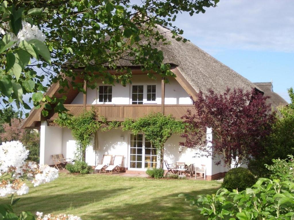 55+ Ferienwohnung Am Teich Zirkow, 4,5/5         (122k)