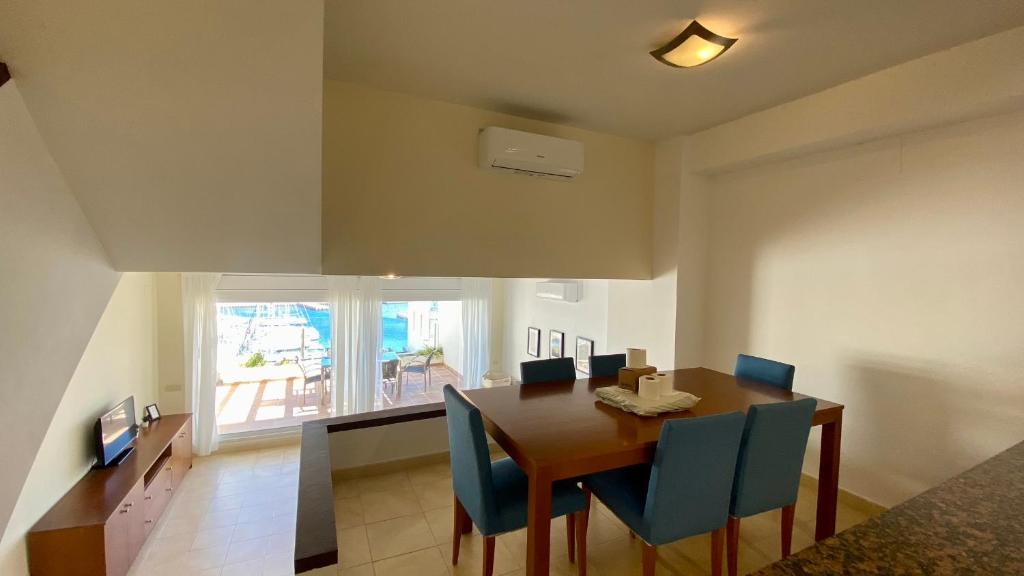 Posedenie v ubytovaní RMP 32 Residencial Marina del Port