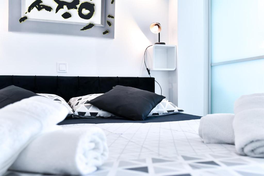 Val Apartments - Deluxe Studio