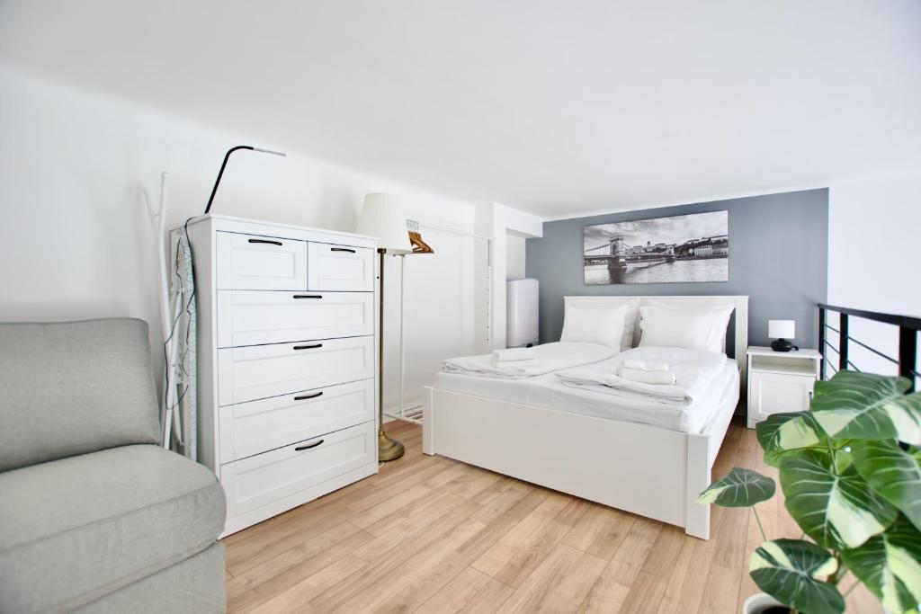Studio Apartments by Hi5- Cozy Studio 1085 Budapest, Somogyi Béla utca 17 kép - 1