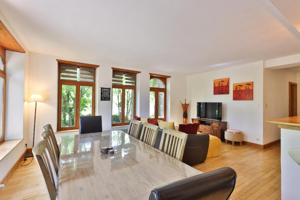 Gîte au Manoir des Sens avec bain nordique jacuzzi sur terrasse privée – photo 5