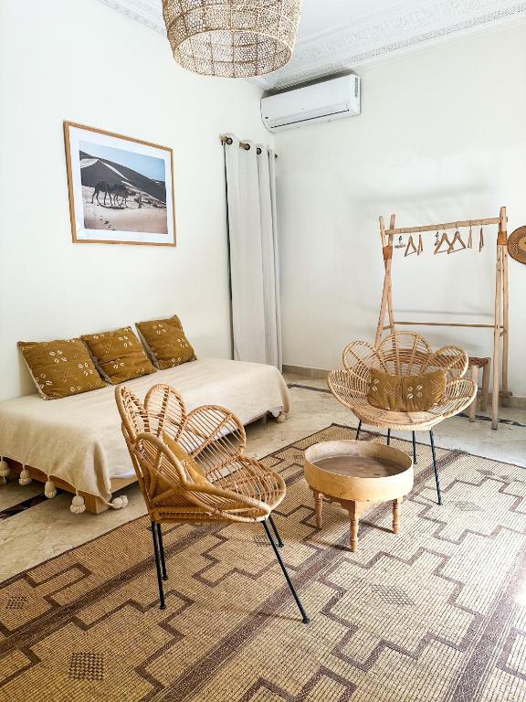 Posezení v ubytování Riad Ksar Fawz & Spa