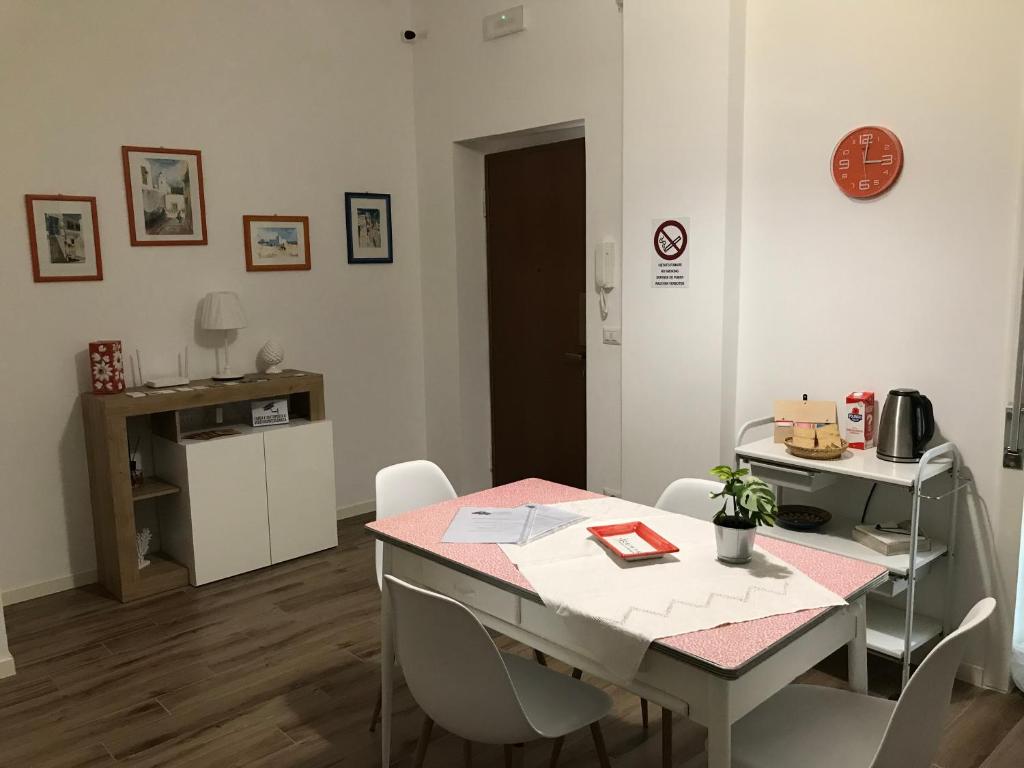 Kuchyň nebo kuchyňský kout v ubytování Latomia del Paradiso chambres et vacances