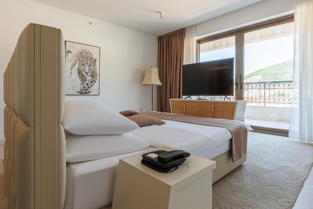 Hotel Kadmo by Aycon - 17