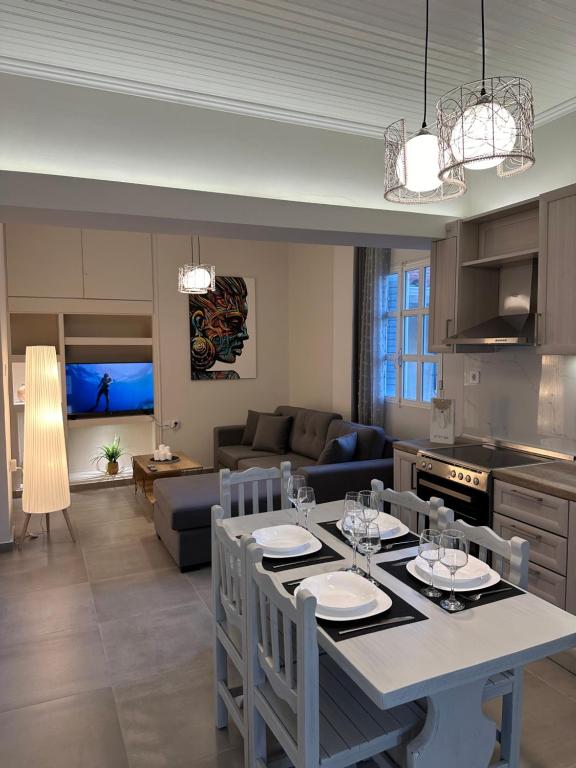 TV a/nebo společenská místnost v ubytování Diamond Suite