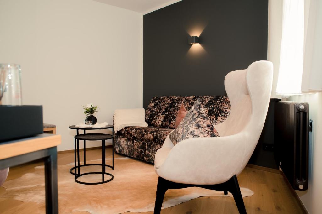 Posezení v ubytování Altstadt-Hotel
