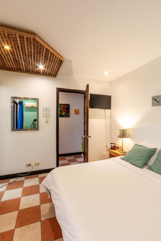 Posada Nena Santa Ana - Double Or Twin Room With Terrace