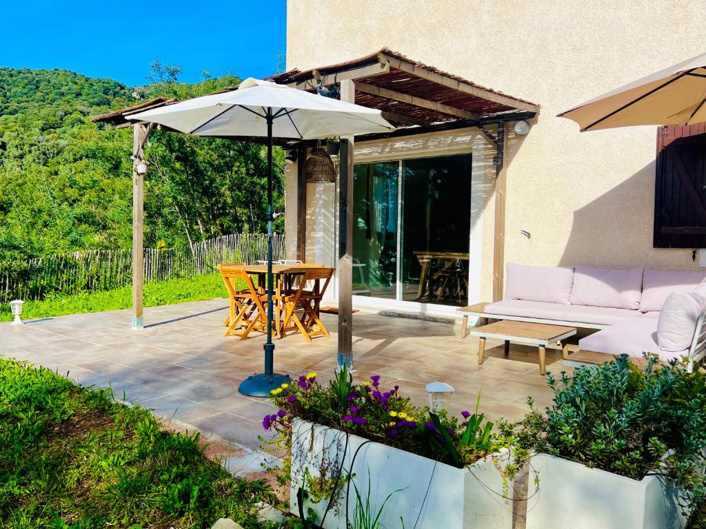 Zahrada ubytování Loft entre mer et campagne à 5 min d'Ajaccio classé 4 étoiles